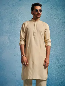 VASTRAMAY Men Mandarin Collar Cotton Kurta