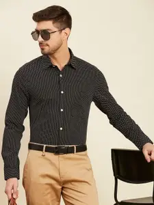 INVICTUS Original Slim Fit Micro Ditsy Printed Pure Cotton Formal Shirt