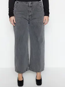 Trendyol Women Clean Look Mid Rise Pure Cotton Jeans