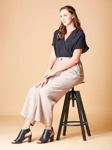 LEMON & PEPPER Buckle Closure Block Peep Toes