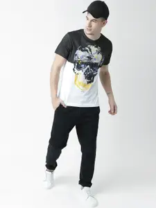 Huetrap Men White  & Black Printed Round Neck T-shirt