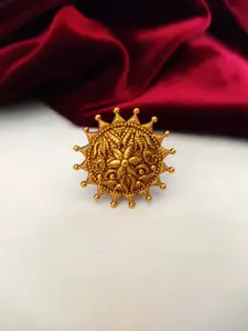Pihtara Jewels Gold-Plated Traditional Adjustable Finger Ring