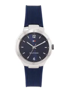 Tommy Hilfiger Women Solid Silicon Straps Analogue Watch TH1782472W