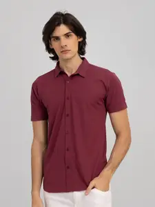 Snitch Burgundy Slim Fit Cotton Casual Shirt
