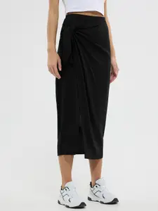 TERRANOVA Solid Wrap Midi Skirt