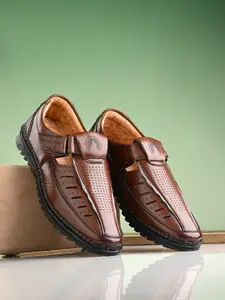 Rising Wolf Men Perforated Shoe-Style Sandals