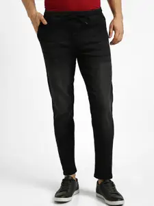 Urbano Fashion Men Mid Rise Light Fade Crinkle Stretchable Jeans