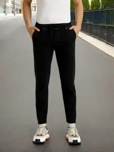 Urbano Fashion Men Mid-Rise Stretchable Jeans