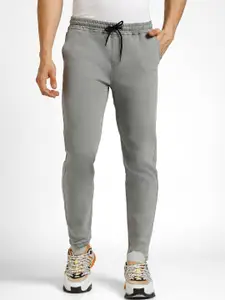 Urbano Fashion Men Mid Rise Stretchable Jeans