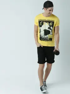 Huetrap Men Yellow & Black Printed Round Neck T-shirt