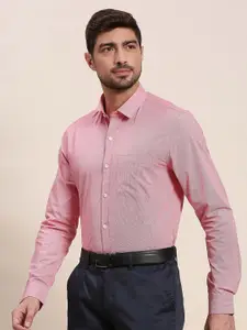 INVICTUS Men Red Original Slim Fit Opaque Formal Shirt