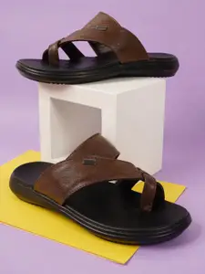 SAPATOS Men Textured Comfort Sandals