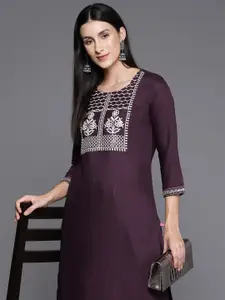 Varanga Women Floral Yoke Design Sequinned Kurta