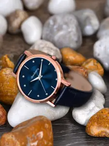 DressBerry Dial & Leather Bracelet Style Straps Analogue Watch HOBDB-141-BL