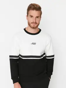 Trendyol Colorblocked Round Neck Pullover Sweatshirt