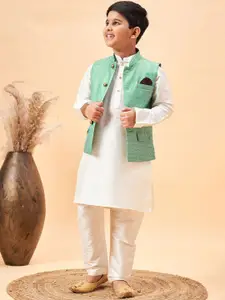 VASTRAMAY Mandarin Collar Straight Kurta With Pyjamas