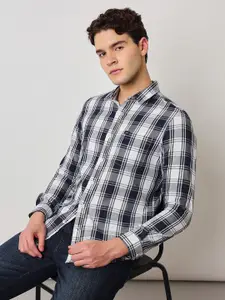 Lee Slim Fit Checked Spread Collar Long Sleeves Cotton Casual Shirt