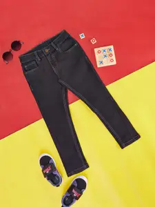 Pantaloons Junior Boys Clean Look Mid-Rise Stretchable Jeans