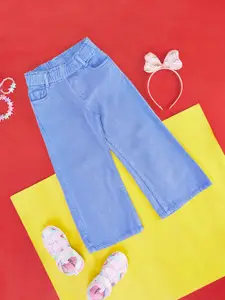 Pantaloons Junior Girls Clean Look Mid-Rise Cotton Jeans