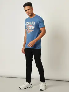 Lee Typography Printed Slim Fit Cotton T-Shirt