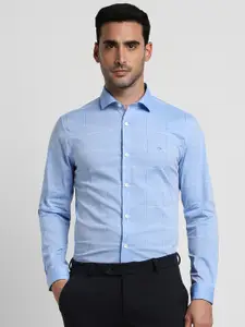 Peter England Slim Fit Windowpane Checked Cutaway Collar Formal Shirt