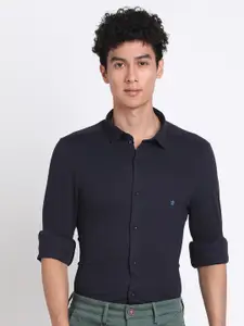 Turtle Relaxed Spread Collar Slim Fit Cotton Formal Shirt
