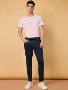 Wrangler Men Mid-Rise Clean Look Stretchable Jeans