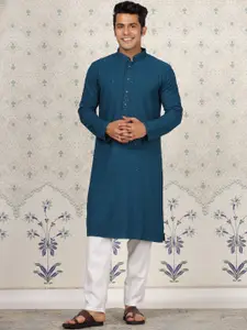 House of Pataudi Mandarin Collar Floral Embroidered Chikankari Straight Kurta