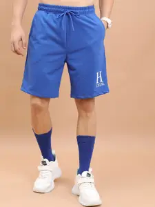HIGHLANDER Men Mid-Rise Sports Popcorn Structured Shorts