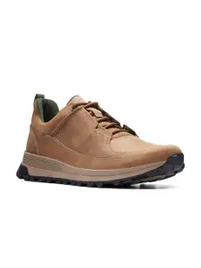 Clarks Men Memory Foam Insole Leather Basics Trekking Shoes