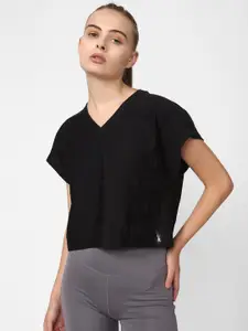 Reebok Perforated Crop T-Shirt