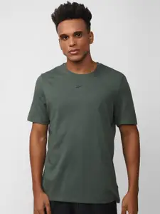 Reebok Slim-Fit T-Shirt