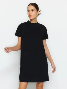 Trendyol Round Neck T-shirt Dress