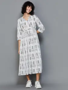 Colour Me by Melange Geometric Printed Roll-Up Sleeves Fit and Flare Midi Dress