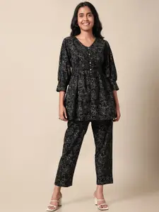 Saaki Floral Printed V-Neck Top & Trousers Co-Ords Set