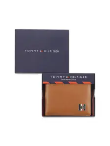Tommy Hilfiger Men Leather Two Fold Wallet