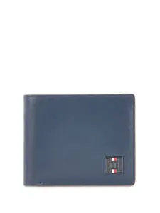 Tommy Hilfiger Men Leather Two Fold Wallet