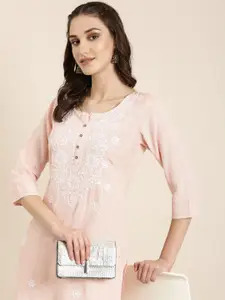 SHOWOFF Floral Embroidered Thread Work Kurti