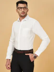 Peregrine by Pantaloons Spread Collar Cotton Formal Shirt