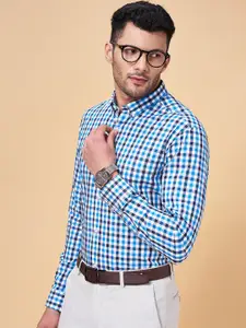 Peregrine by Pantaloons Slim Fit Gingham Checked Cotton Formal Shirt