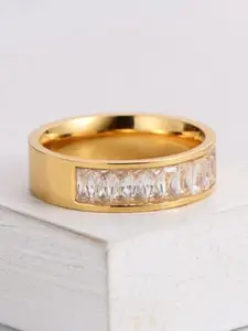 VIEN Gold-Plated Moissanite Baguette Studded Band Finger Ring