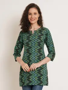 KALINI Geometric Printed Pure Cotton Kurti