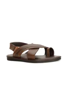 Bata Men Textured One Toe Comfort Sandals
