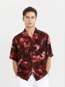 Snitch Classic Oversized Abstract Printed Cuban Collar Casual Shirt