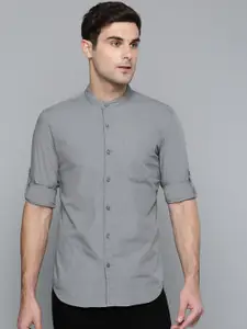 HIGHLANDER Men Grey Slim Fit Solid Casual Shirt