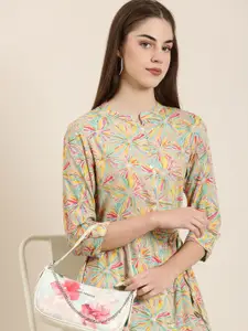 SHOWOFF Abstract Printed Belted Detail A-Line Kurta