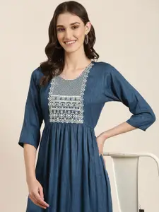 SHOWOFF Ethnic Motifs Yoke Design Thread Work A-Line Kurta