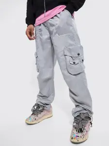boohooMAN Relaxed Fit Cargos