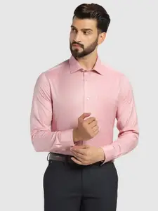 Blackberrys Men Luxe Slim Fit Formal Shirt
