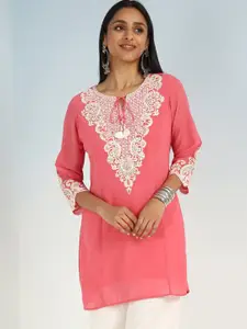 Lakshita Embroidered Yoke Tie-Up Neck Straight Thread Work Kurta